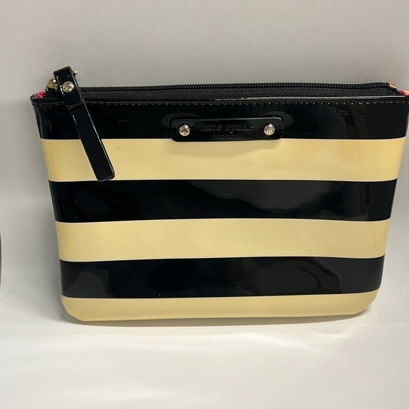 Kate Spade Patent Stripe Black Cream Zip Clutch Bag - Picture 1 of 7